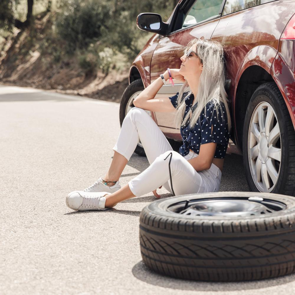 Smart Things to Keep in Your Car for the Bad Days