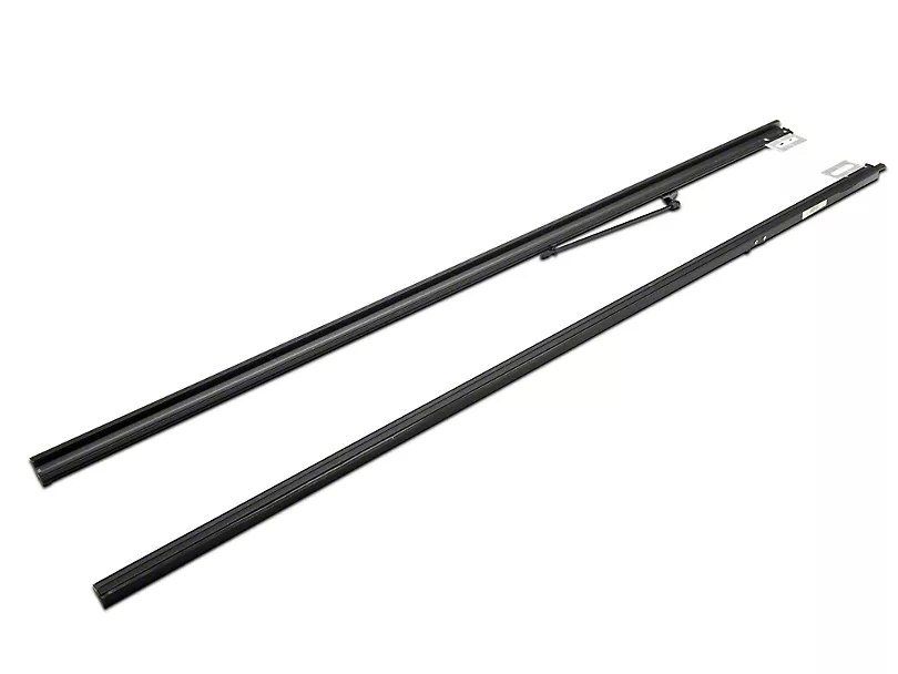 BAK Industries BAKFlip MX4 Folding Tonneau Cover