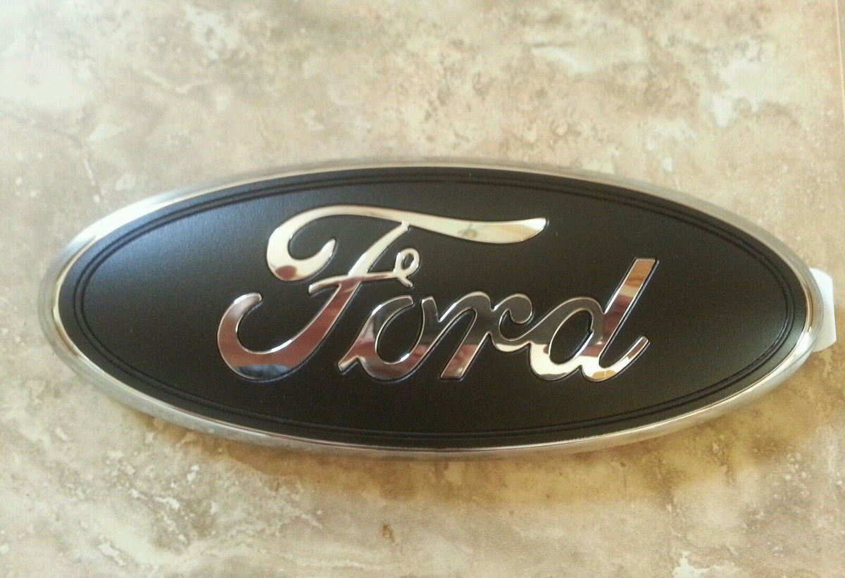 Ford emblem 9" w/o backup camera 2010-2014 matte black
