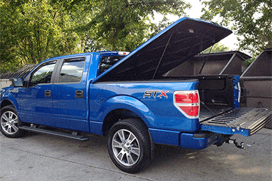 Undercover Lux Tonneau Cover - Hinged Tonneau Truck Bed Cover