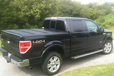 Bak Bakflip F1 Folding Tonneau Cover - Folding Truck Bed Cover | AutoAnything