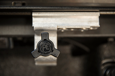 Pace Edwards Ultragroove Tonneau Cover - Retractable Truck Bed Cover | AutoAnything