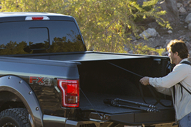 Pace Edwards Ultragroove Tonneau Cover - Retractable Truck Bed Cover | AutoAnything