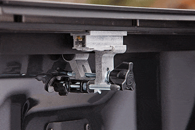 Pace Edwards UltraGroove Electric Metal Tonneau Cover